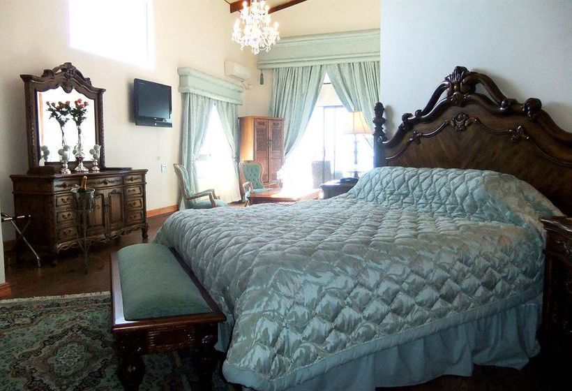 Hermanus Misty Waves Hotel 1