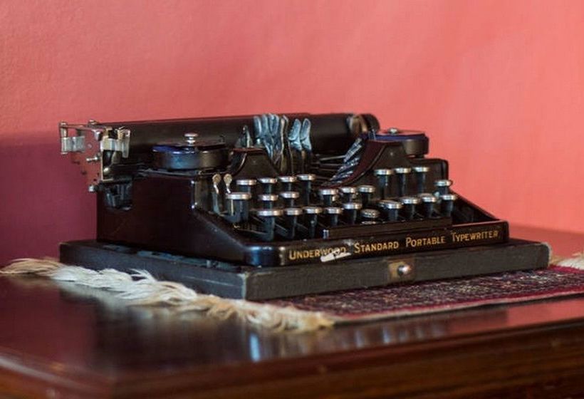 Hotel 40 Winks Luxury Guest House 18