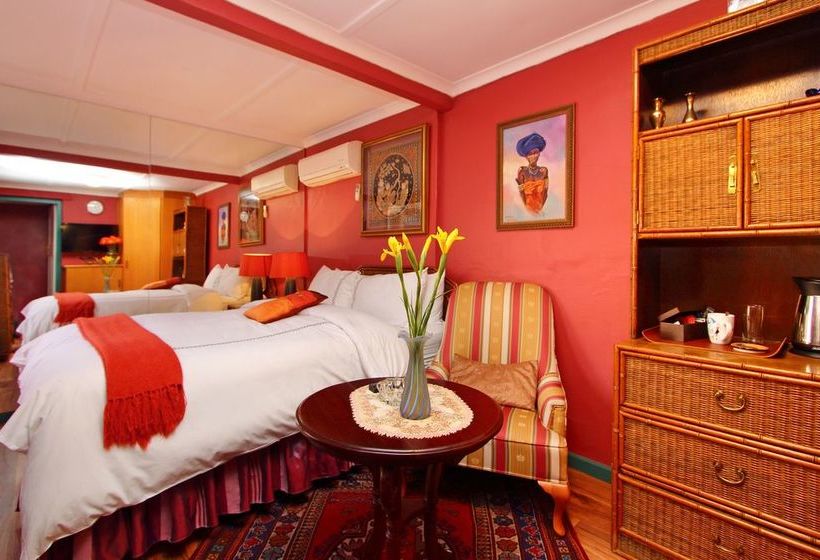 Hotel 40 Winks Luxury Guest House 3