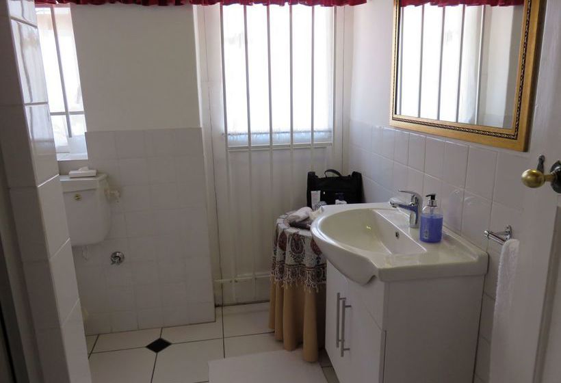 Hotel Fynbos Villa Guest House 15