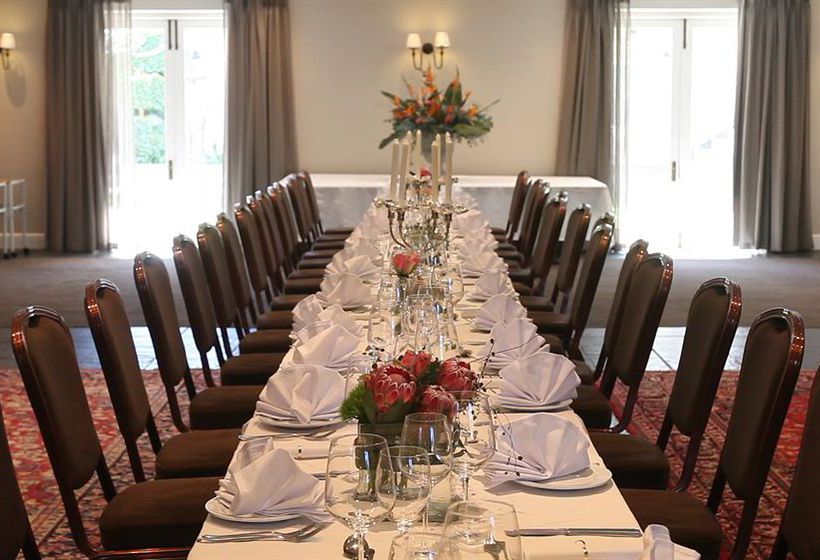 Lemoenkloof Historical Hotel & Conference Centre 1