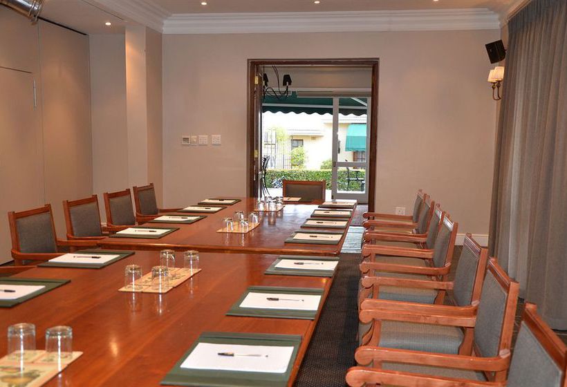 Lemoenkloof Historical Hotel & Conference Centre 4
