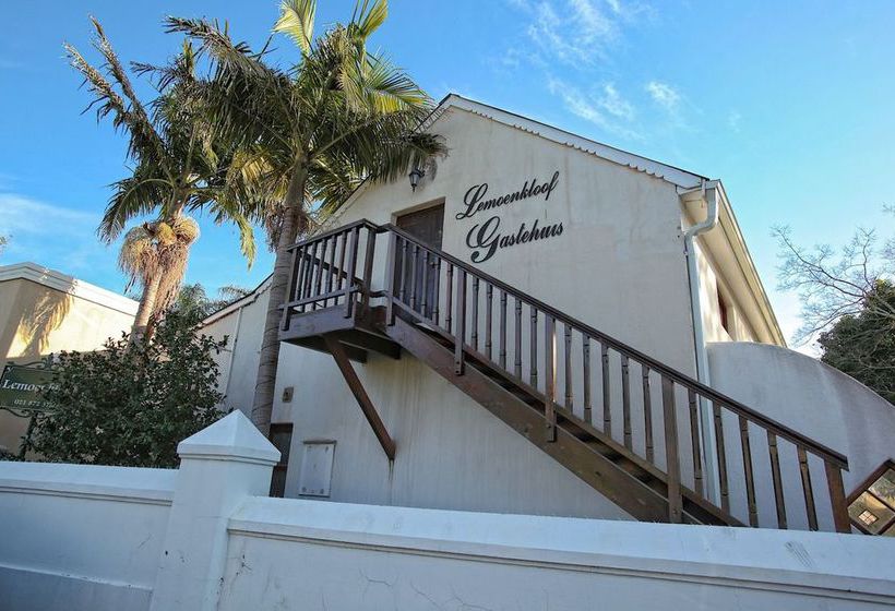 Lemoenkloof Historical Hotel & Conference Centre 8