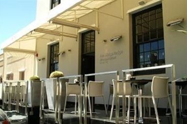 Hotel The Village Lodge Portfolio 6