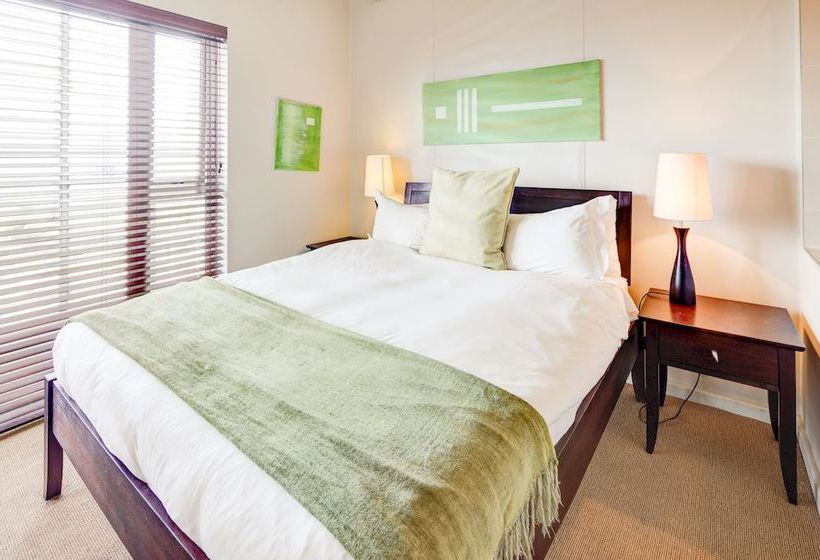 Hotel Harbouredge 12