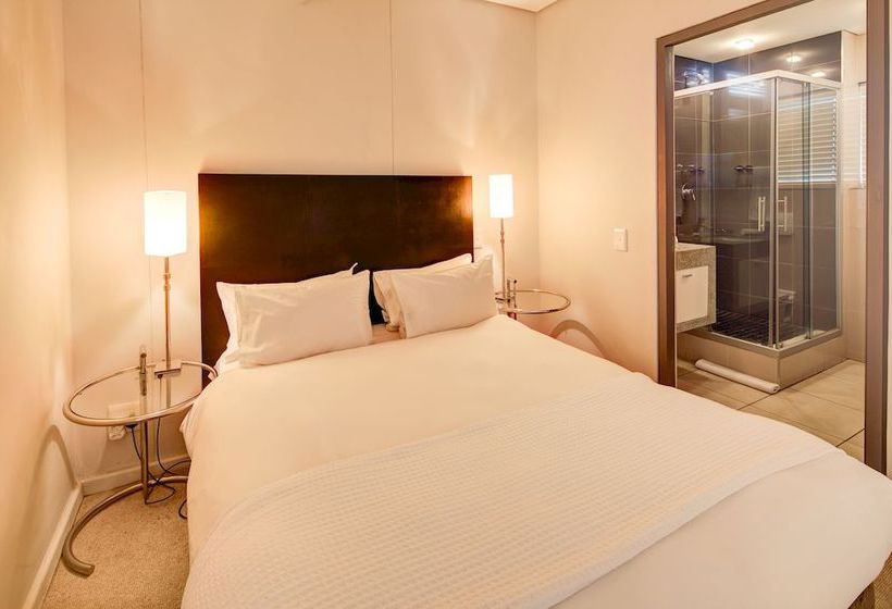 Hotel Harbouredge 17