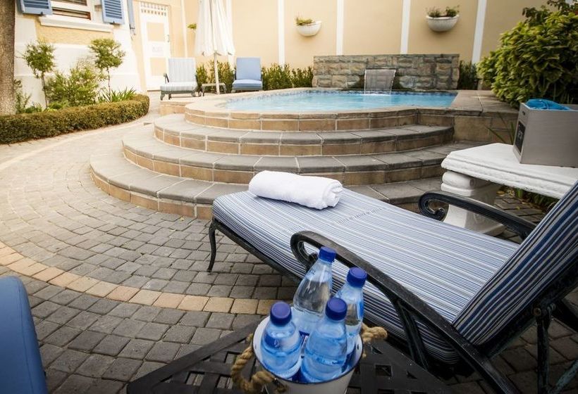 Hotel The Walden House 16