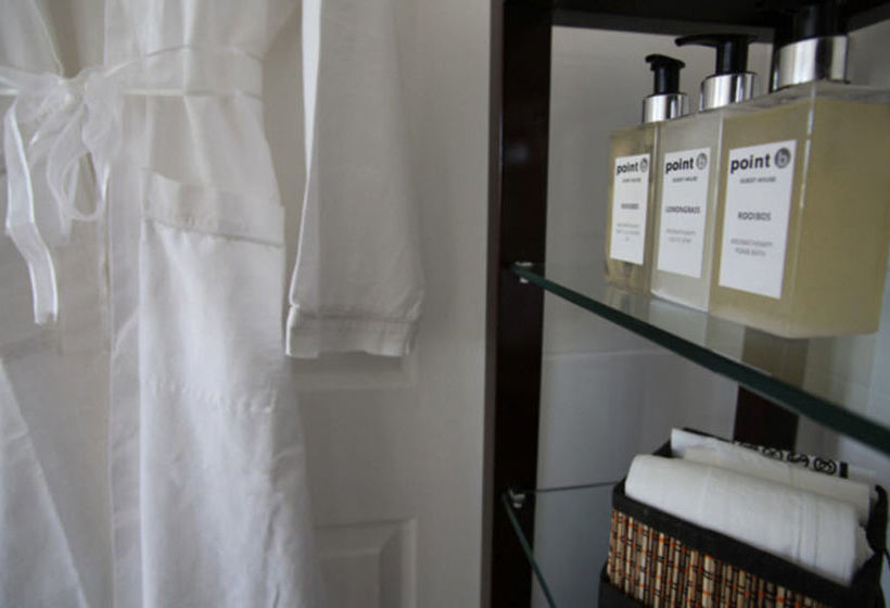 Hotel Point B Guest House 14