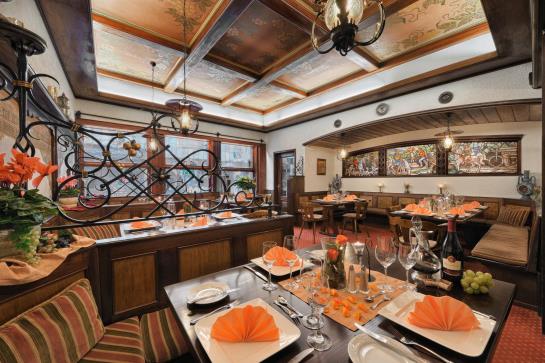 Hotel Altdeutsche Weinstube 9
