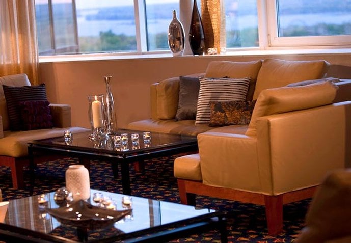 Hotel Renaissance Samara 11