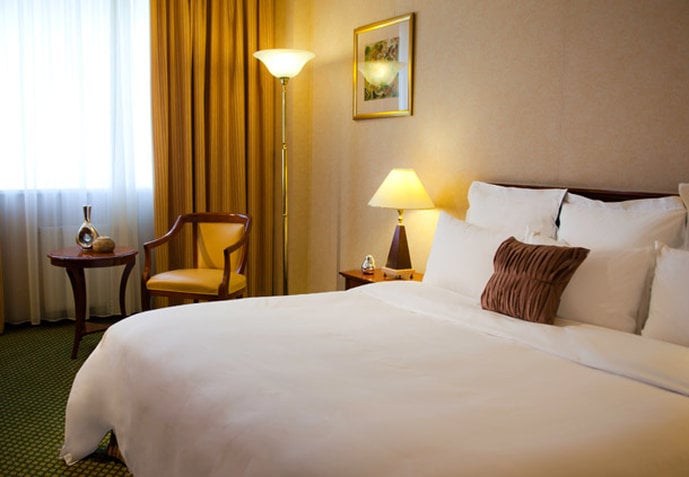 Hotel Renaissance Samara 18