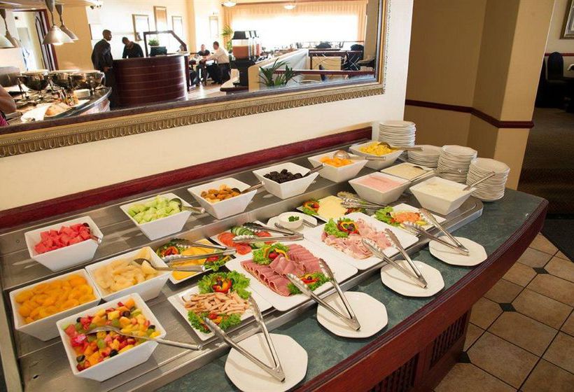 Premier Hotel Regent 13