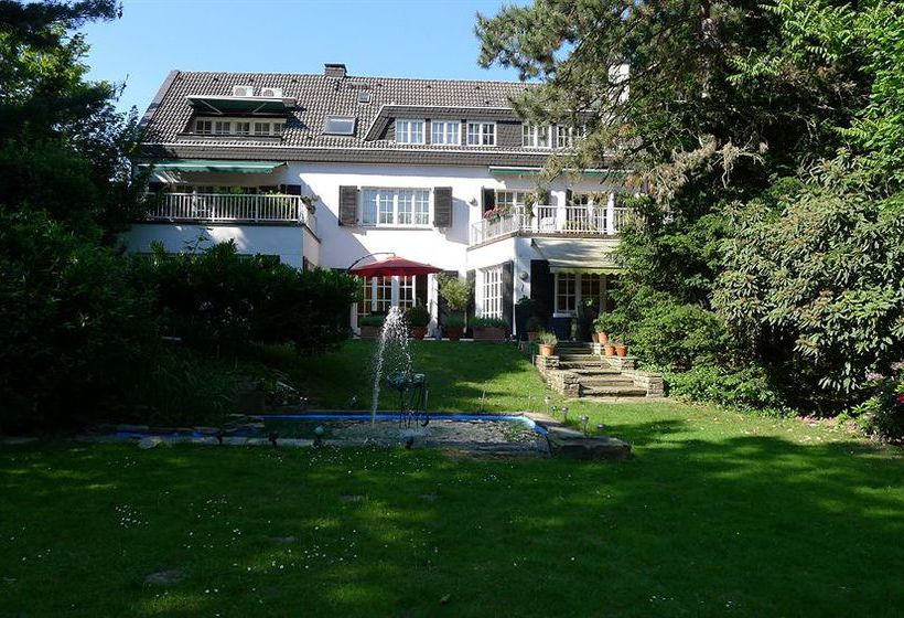 Hotel Villa Im Park 4