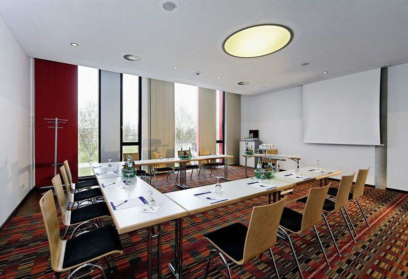 Hotel Hilton Garden Inn Stuttgart Neckarpark 11