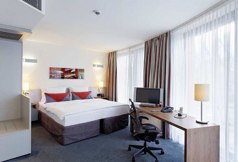 Hotel Hilton Garden Inn Stuttgart Neckarpark 3