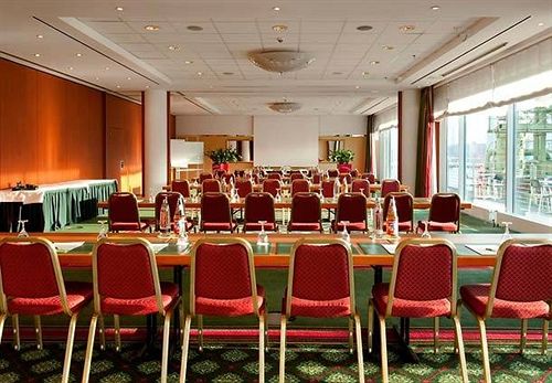 Hotel Courtyard By Marriott Duesseldorf Hafen 11