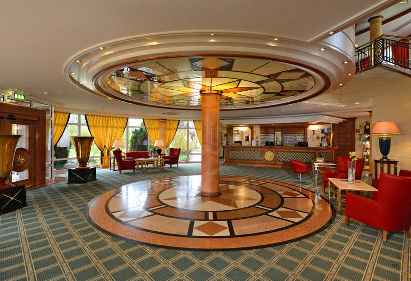 The Monarch Hotel 14