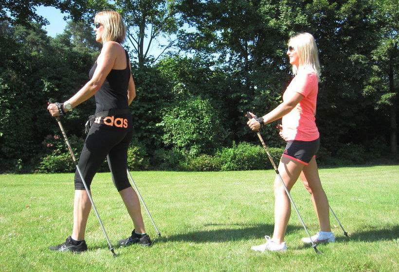 The Monarch Hotel 16