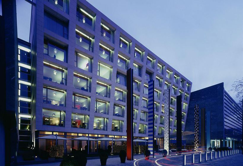 Radisson Blu Media Harbour Hotel