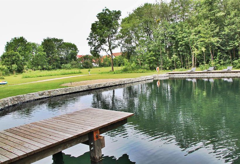 Hotel Schloss Burgellern 11