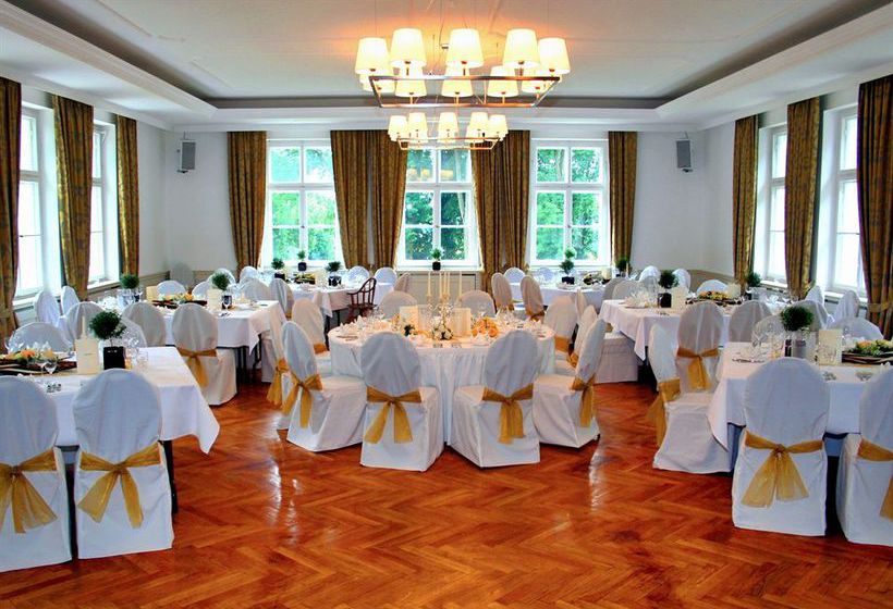 Hotel Schloss Burgellern 19