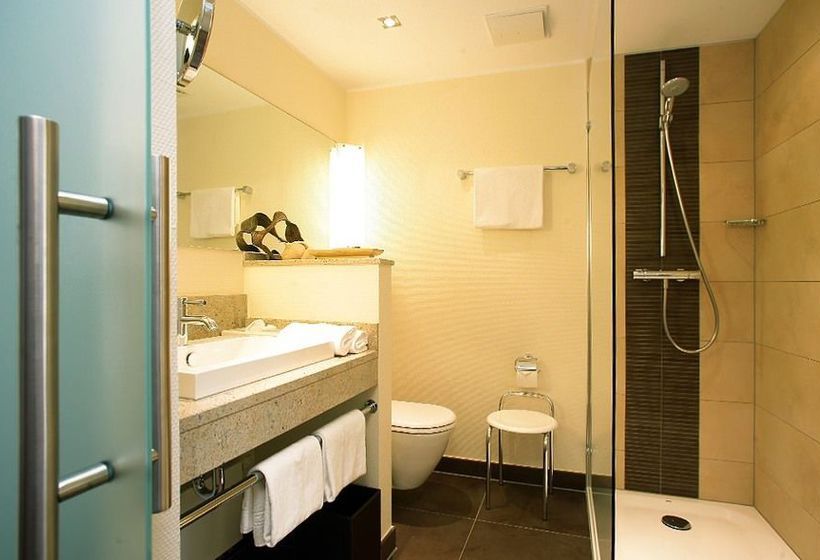 Top Cityline Hotel Elisenhof 16