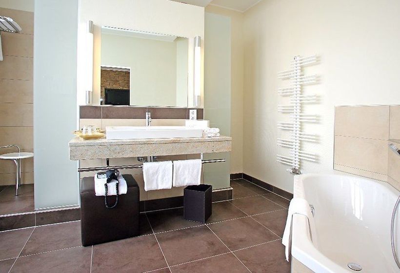 Top Cityline Hotel Elisenhof 17