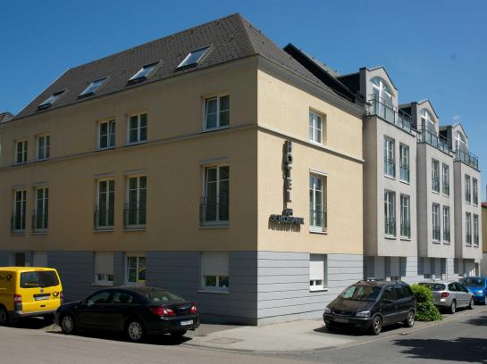 Hotel Am Schlosspark 6