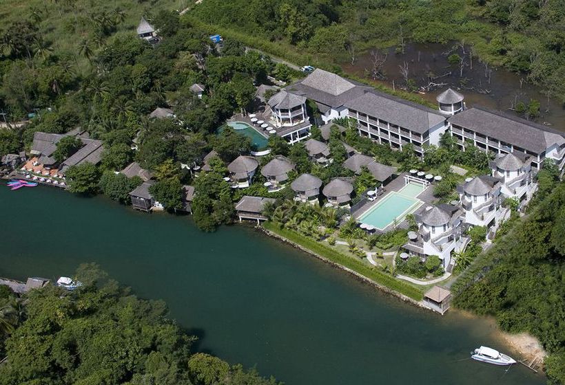 Hotel Aana Resort & Spa 12