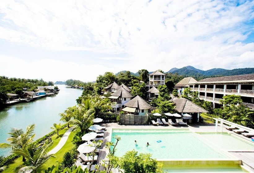 Hotel Aana Resort & Spa 14