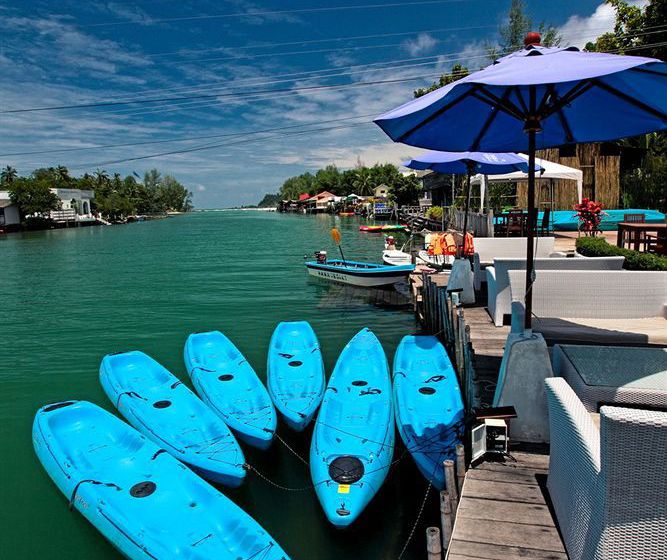 Hotel Aana Resort & Spa 7