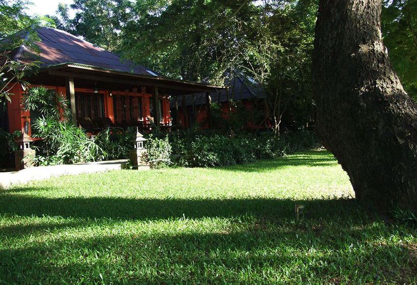 Hotel Baan Nam Ping 10