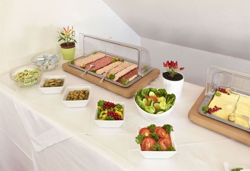 Hotel Azimut Erding 4