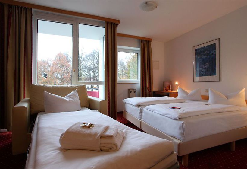 Hotel Azimut Erding 8