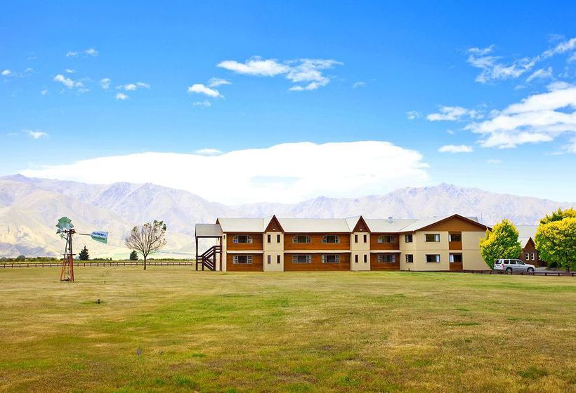 Country Time Resort 6