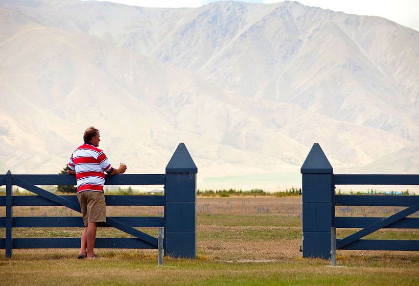 Country Time Resort 8