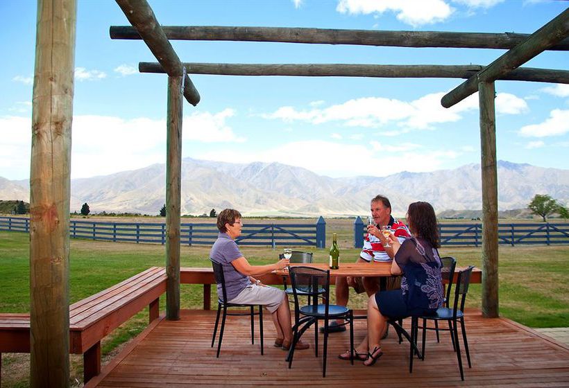 Country Time Resort 9