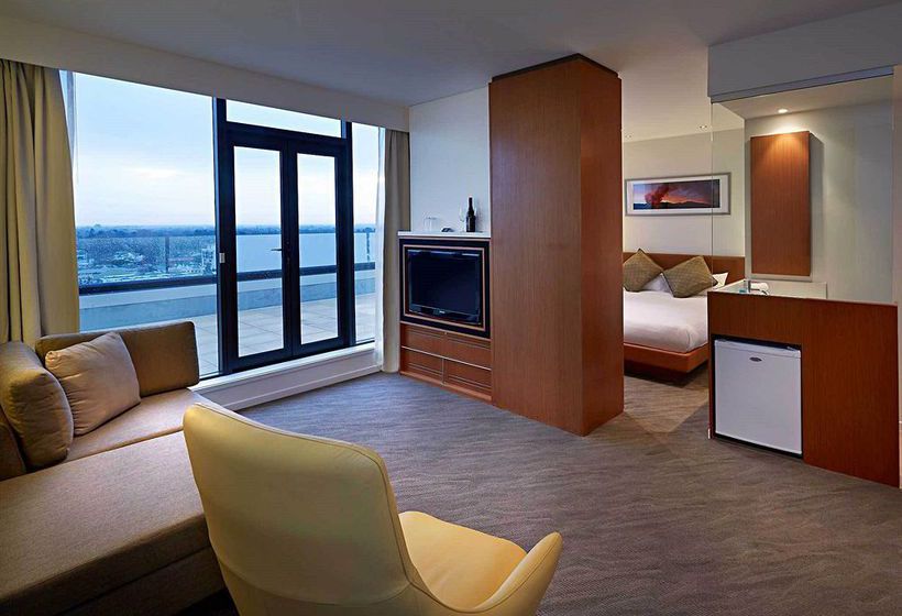 Novotel Cathedral Square 4