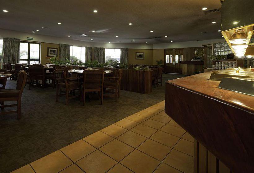 Distinction Hamilton Hotel & Conference Centre 10