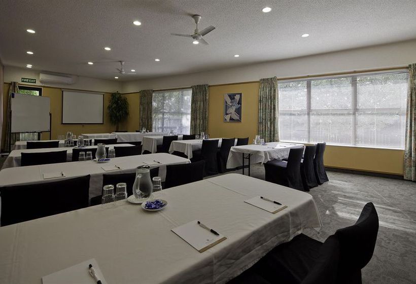 Distinction Hamilton Hotel & Conference Centre 11