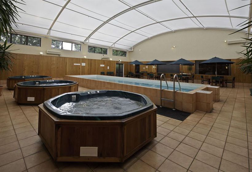 Distinction Hamilton Hotel & Conference Centre 2