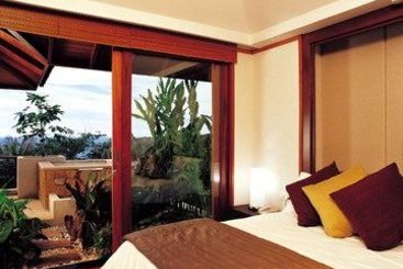 Hotel treetops arasia