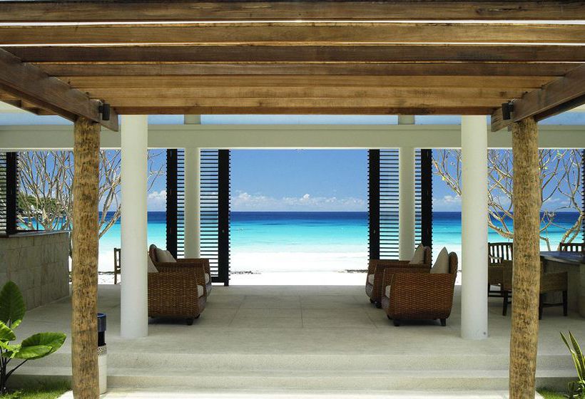 Hotel The Racha Phuket