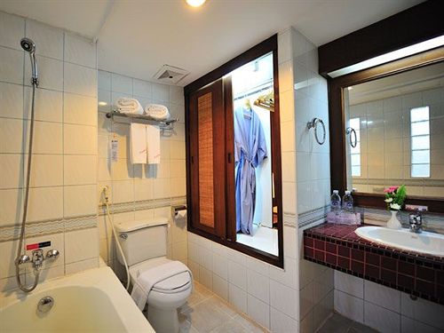 Hotel Patong Bay Garden Resort 7