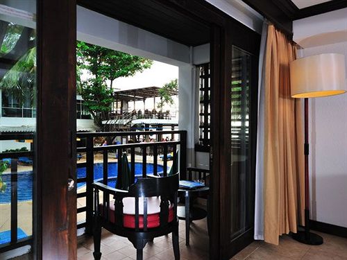 Hotel Patong Bay Garden Resort 9