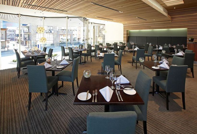 Novotel Queenstown Lakeside 9