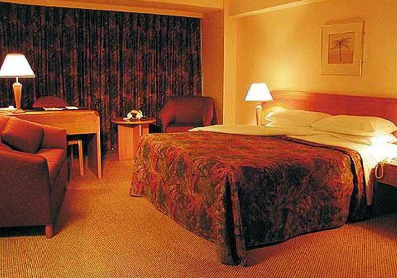 Amora Hotel Wellington 12