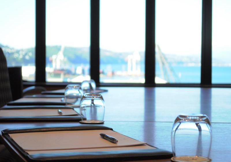 Amora Hotel Wellington 20