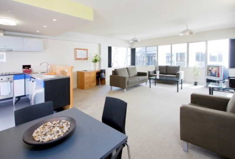 Hotel Stay at St Pauls 3