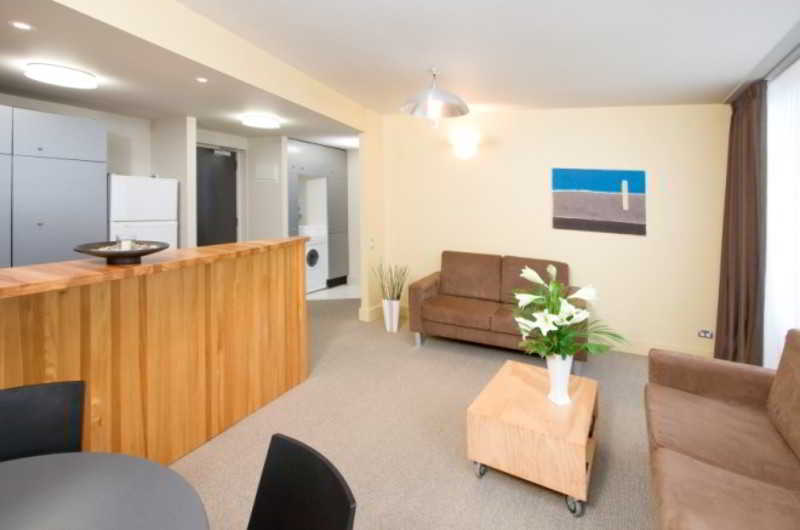 Hotel Stay at St Pauls 6